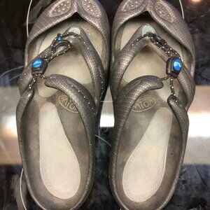 NWOB Mion Slides Mens Size 9